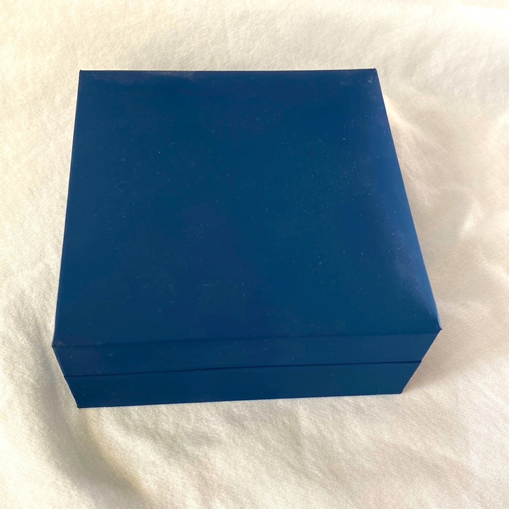 Blue Jewelry Holder Box 4”x4”